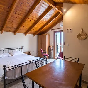 the-loft-lixouri.kefaloniahotels.net/