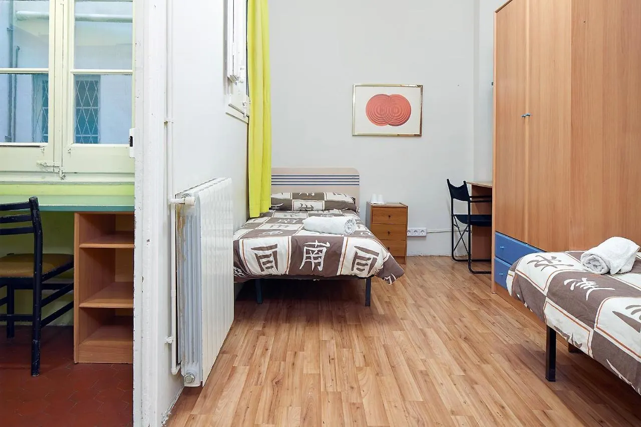 B&B Estudiantes Balmes Barcelona Spain