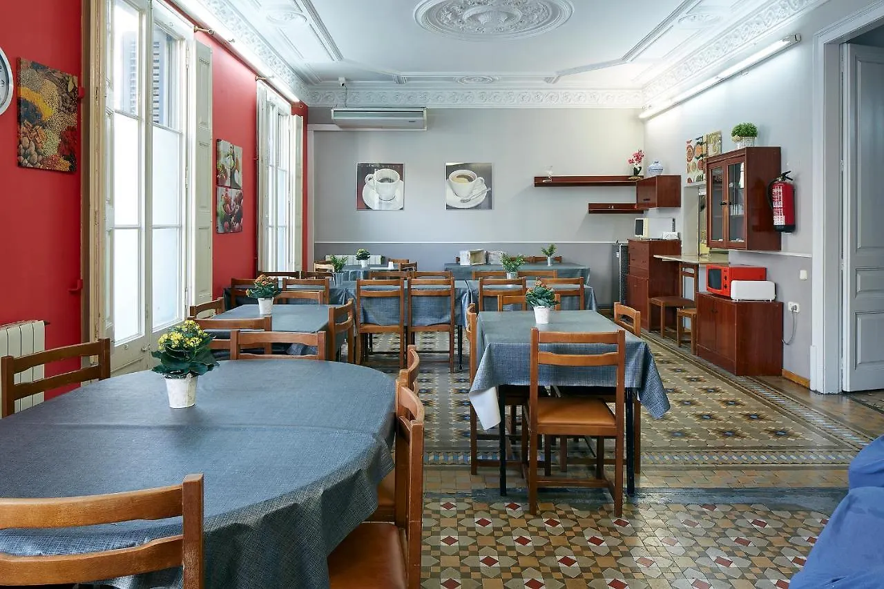 Apartment B&B Estudiantes Balmes Barcelona