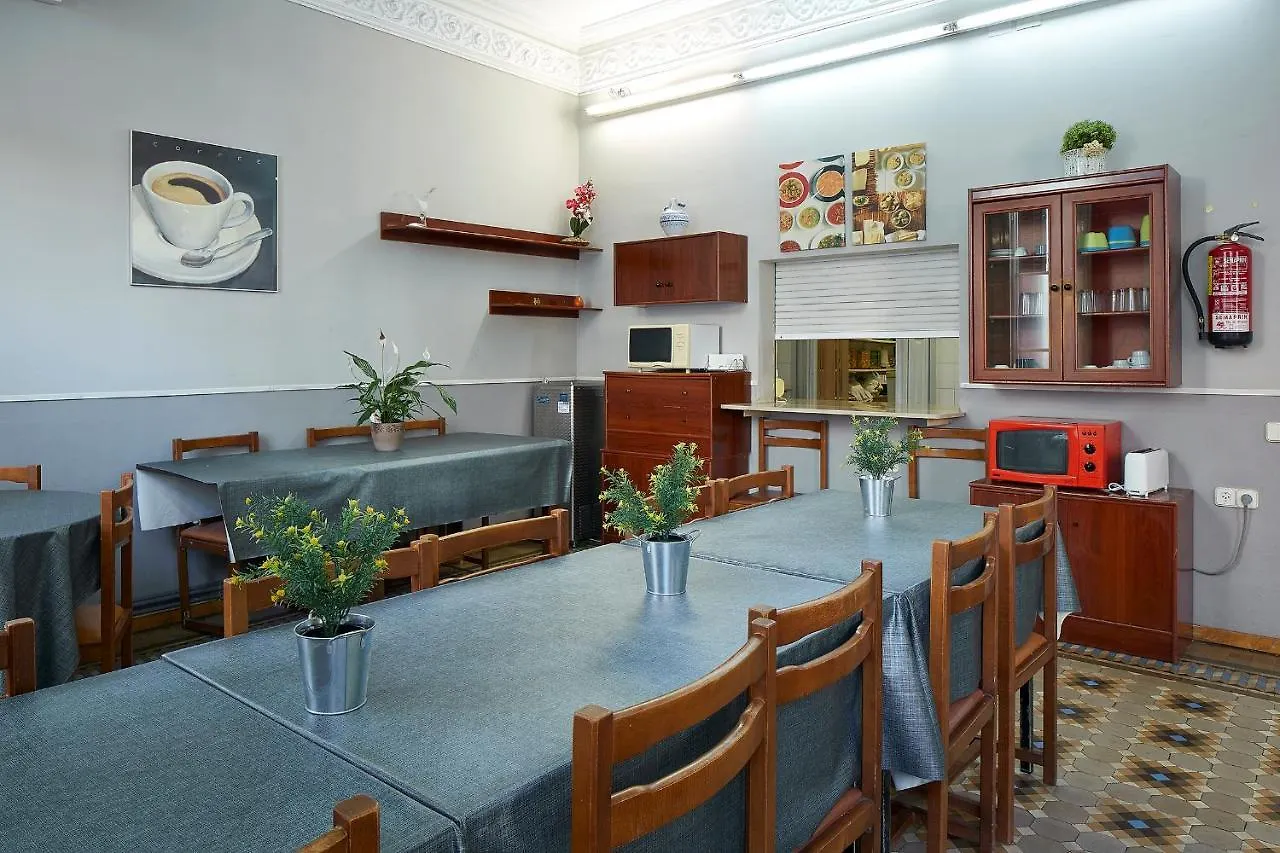 Apartment B&B Estudiantes Balmes Barcelona